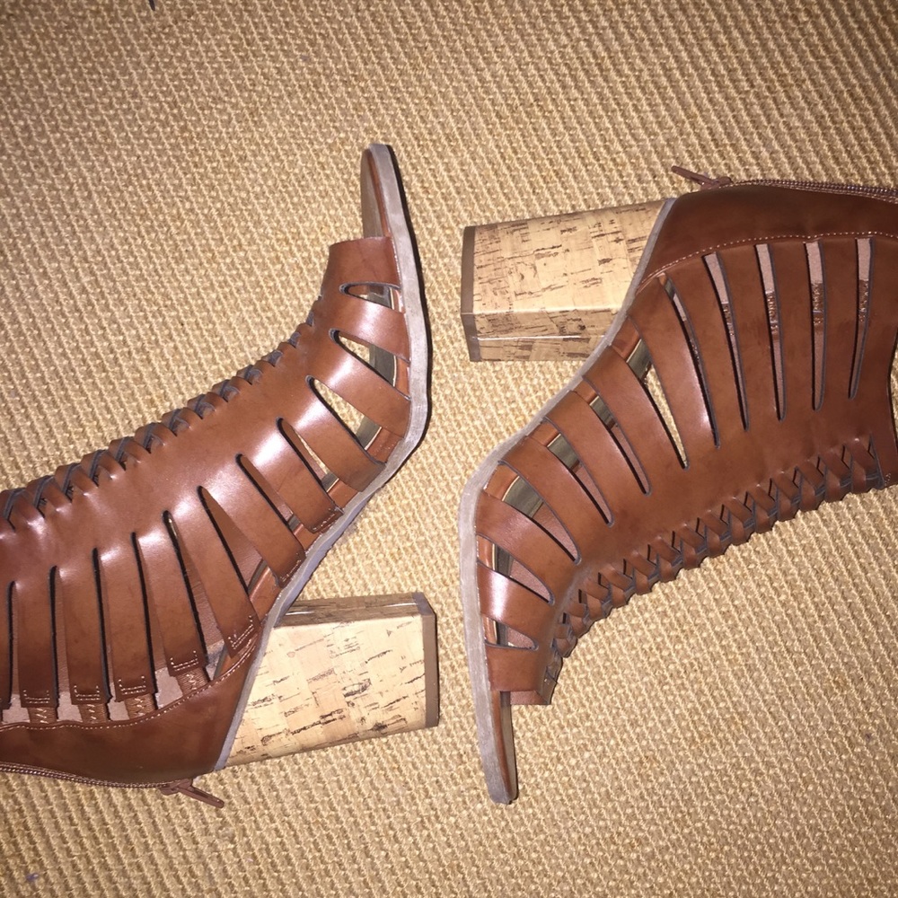 Peep Toe Cork Heels Brown vegan leather Wedges - Picture 2 of 7